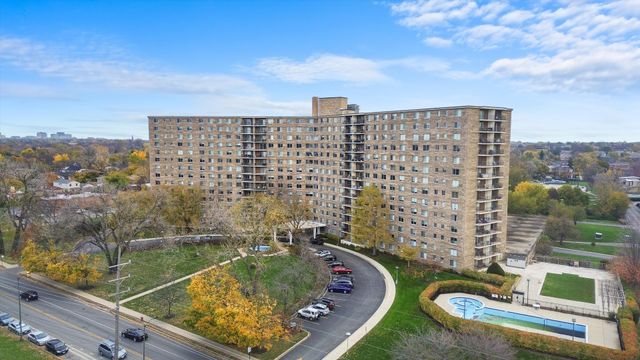 $175,000 | 7141 North Kedzie Avenue, Unit 1212 | West Rogers Park