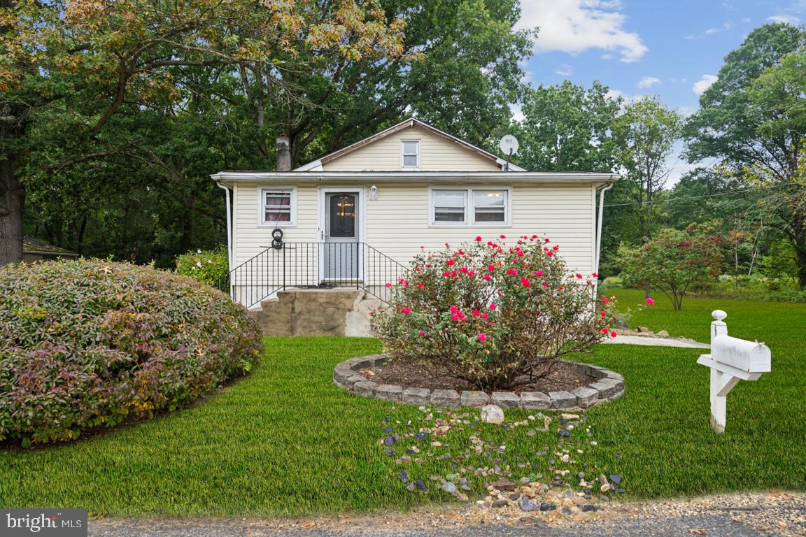 Rancher with double sided step entrance