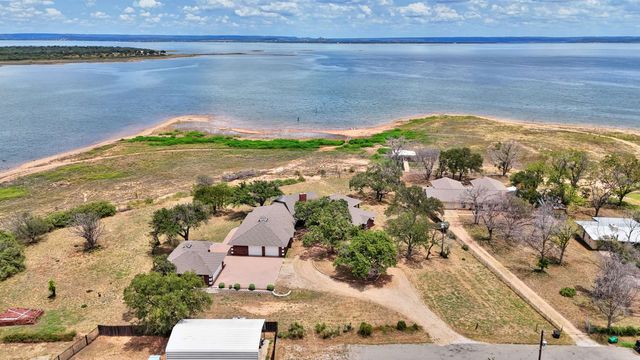 $3,000,000 | 618 East Cedar | Buchanan Dam