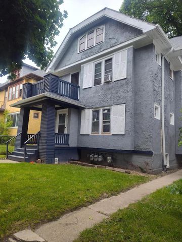 $199,000 | 420 West Keefe Avenue, Unit 422 | Williamsburg Heights