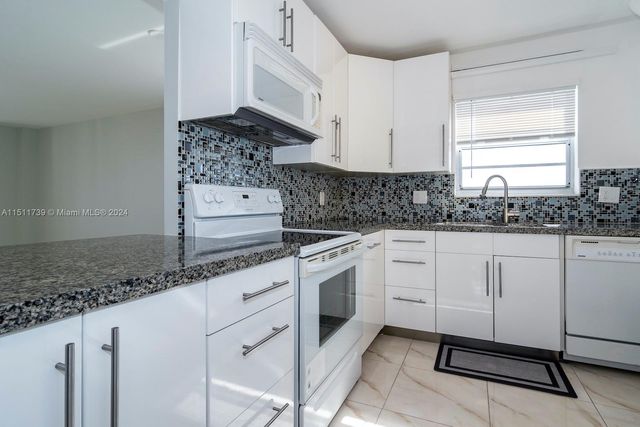 $255,000 | 16400 Northeast 17th Avenue, Unit 703 | North Miami Bech City Center