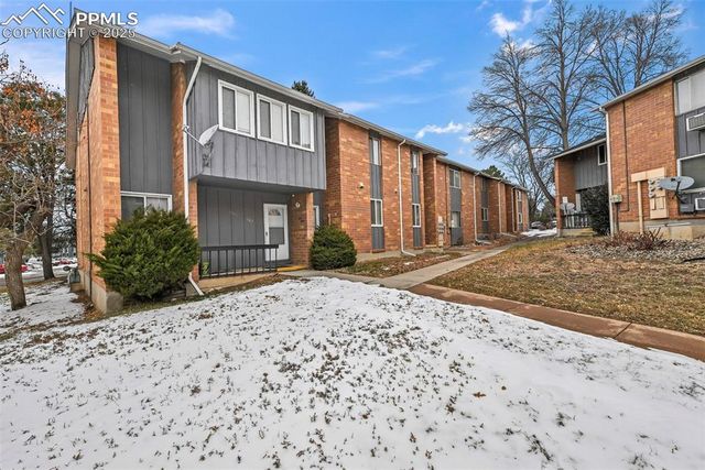 $169,000 | 1625 Murray Boulevard, Unit 208 | Rustic Hills