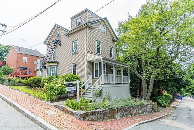 $1,190,000 | 41 Highland Park Avenue | Roxbury