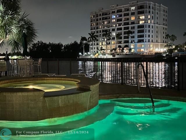 Night View of Pool & Hottub