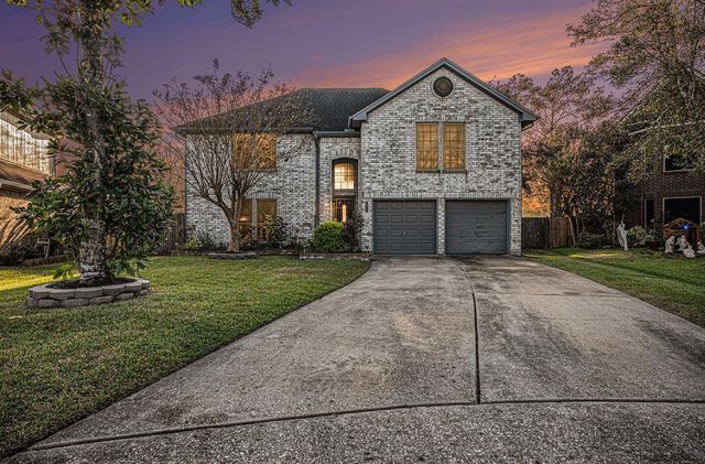 $349,999 | 1218 Chesterwood Drive | Pearland