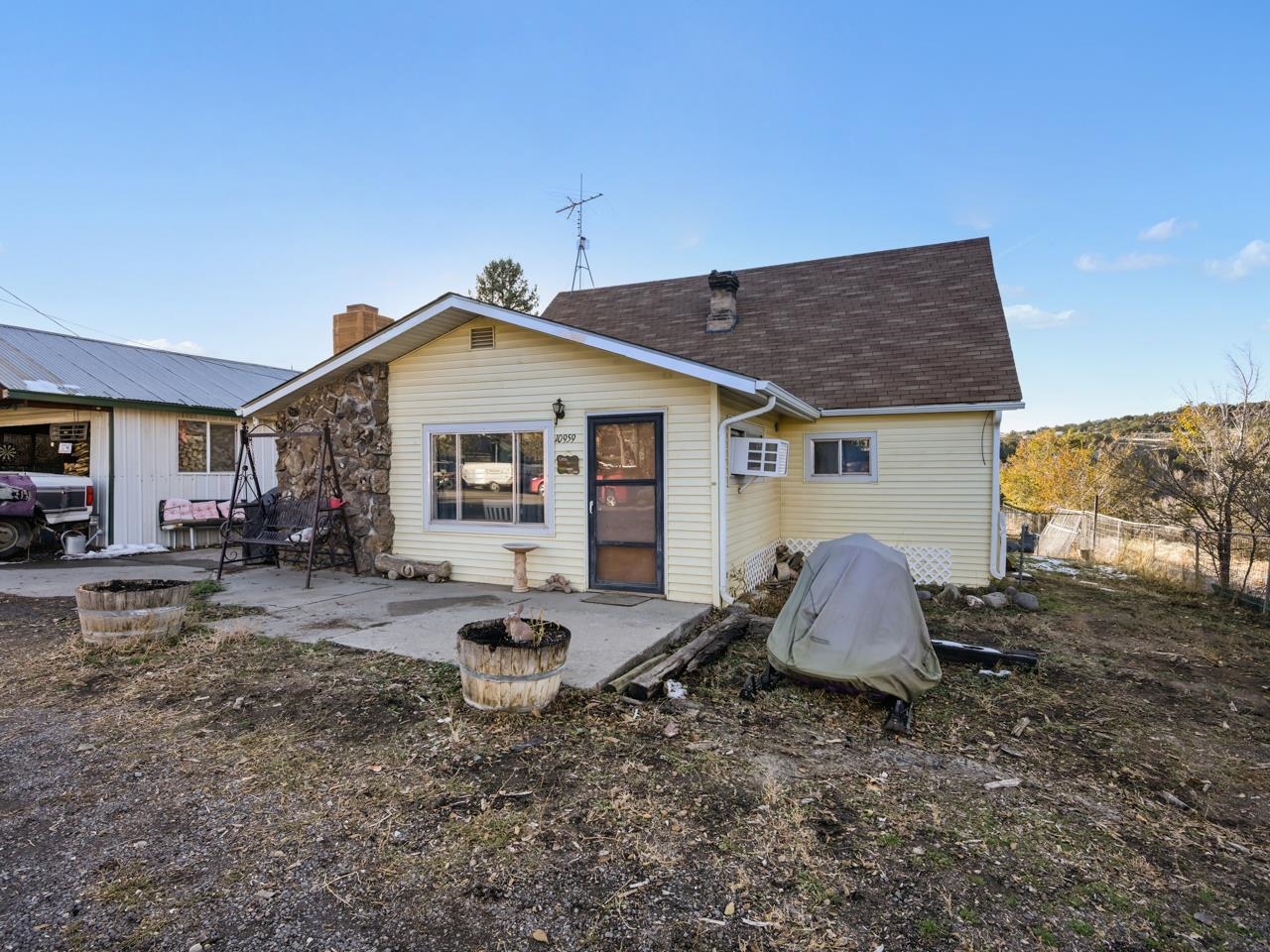 a house view with a sitting space