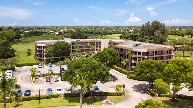 $299,000 | 4770 Fountains Drive South, Unit 302 | Fountains of Palm Beach