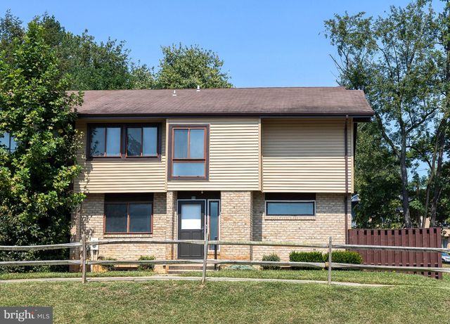 $285,000 | 54 Ojibway Road | Twelve Trees