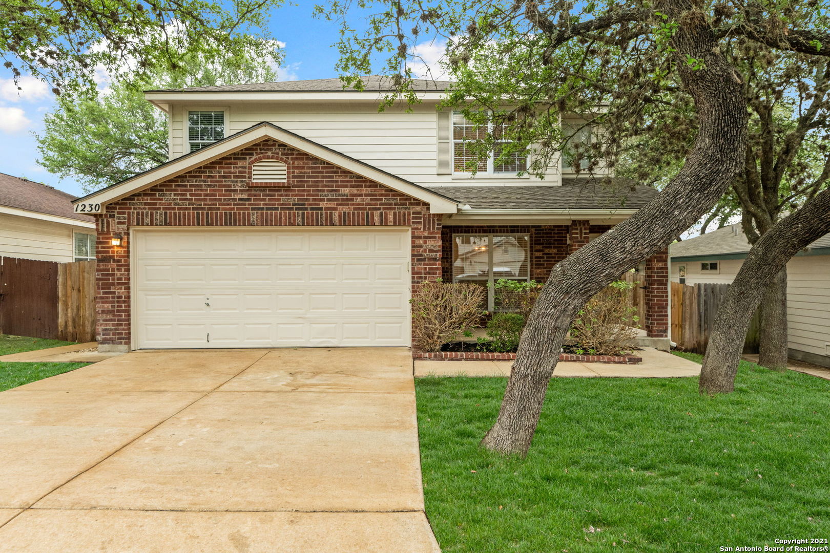 1230 Lion King, San Antonio, TX 78251 Compass