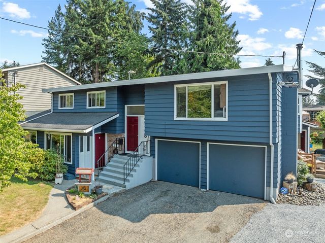 $1,225,000 | 2118 160th Place Southwest | North Lynnwood