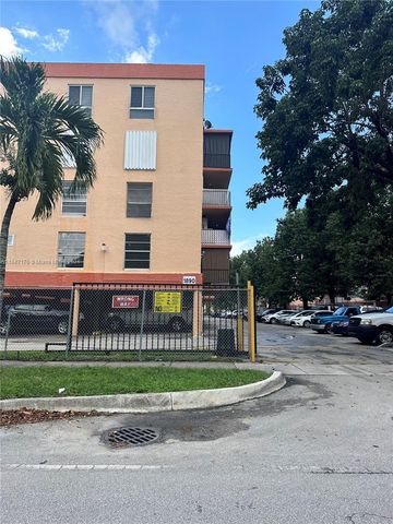 $290,000 | 1890 West 56th Street, Unit 1111 | Hialeah