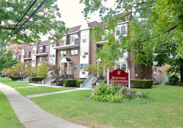 $599,000 | 172-35 Highland Avenue, Unit 3H | Jamaica Estates