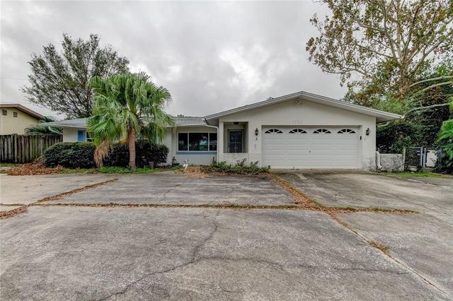 $435,000 | 1379 Lemon Street | Clearwater