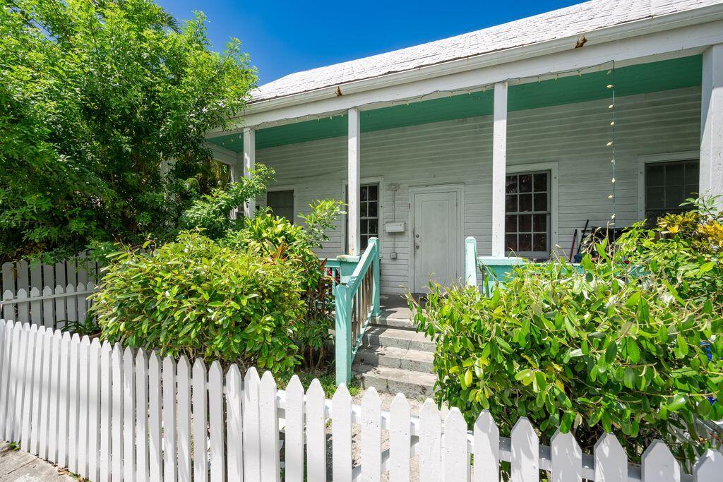 a house view with a garden