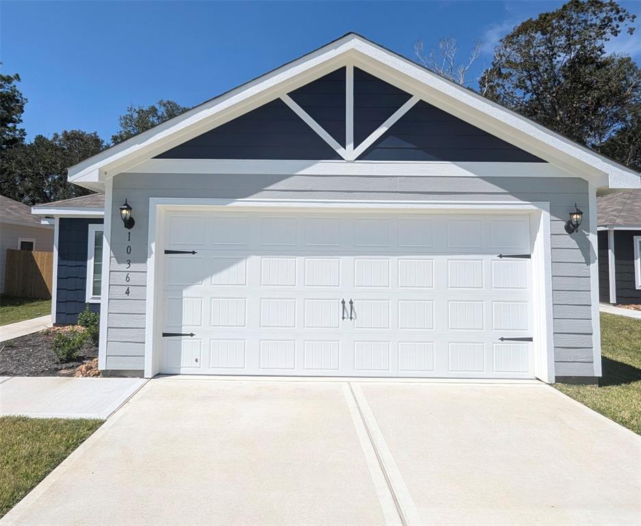 Single-Story Home with three bedrooms/ two bathrooms.