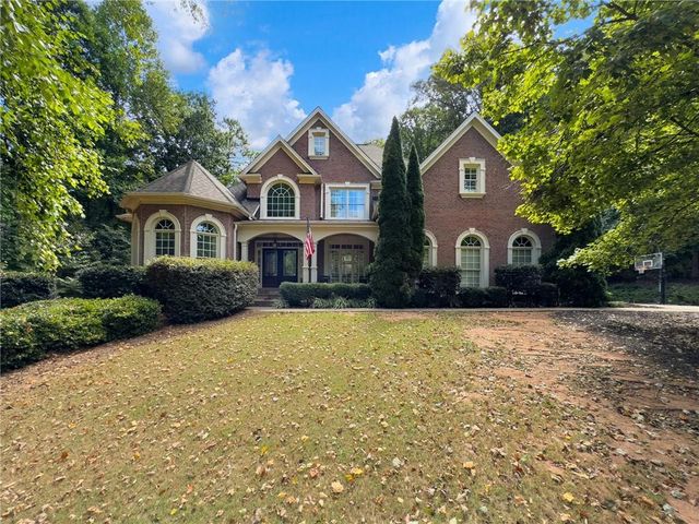 $1,065,000 | 79 Fountainhead Drive | Jefferson