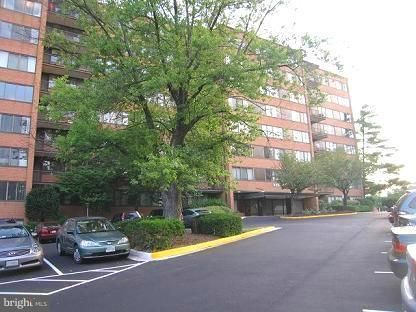 $2,200 | 4390 Lorcom Lane, Unit 108 | Waverly Hills