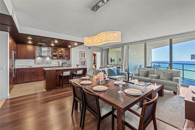 $2,350,000 | 223 Saratoga Road, Unit 2807 | Waikiki