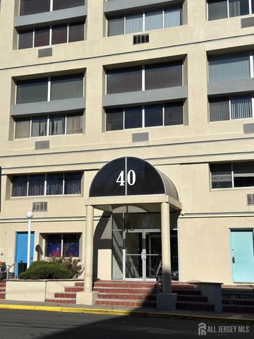 $2,100 | 40 Fayette Street, Unit 50 | State Street