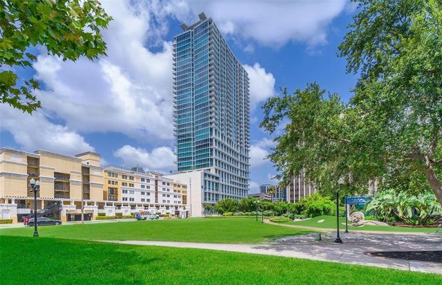 $597,500 | 150 East Robinson Street, Unit 1907 | The Vue at Lake Eola