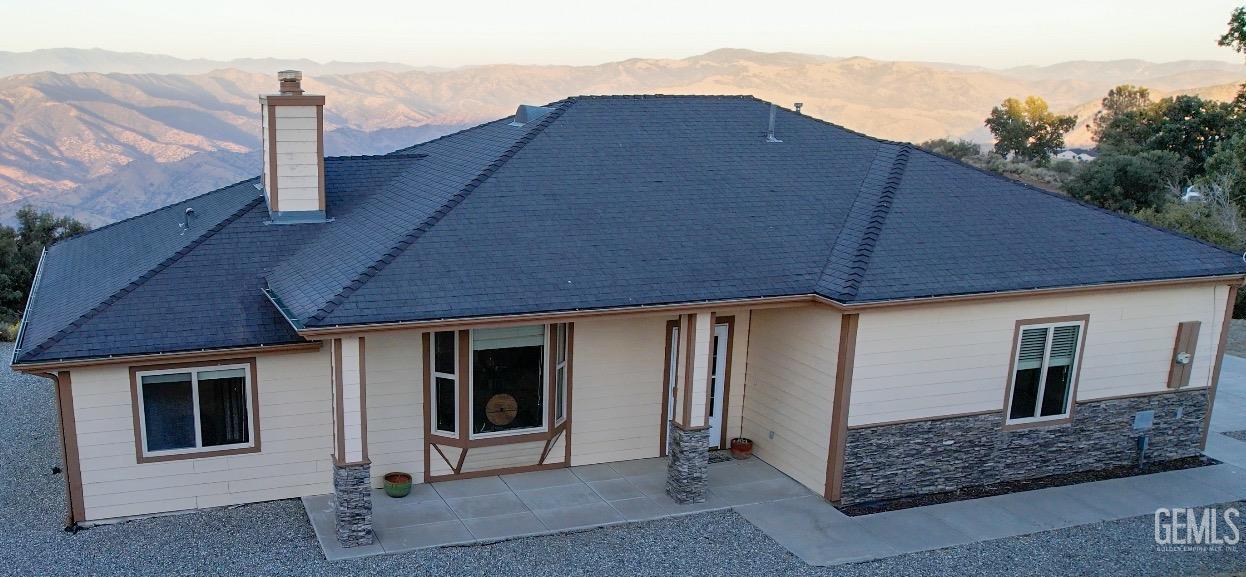 a house view with a outdoor space