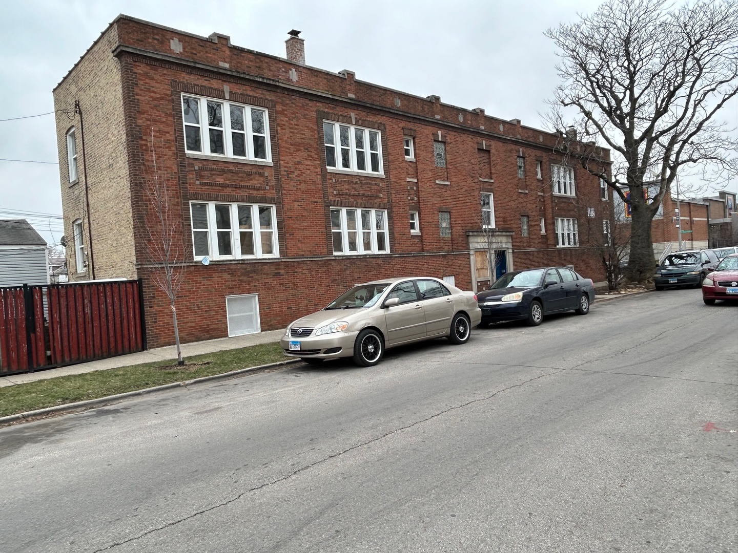 a view of building with a street