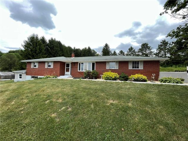 $414,900 | 770 Almond Road | Lehigh Township - Northampton County