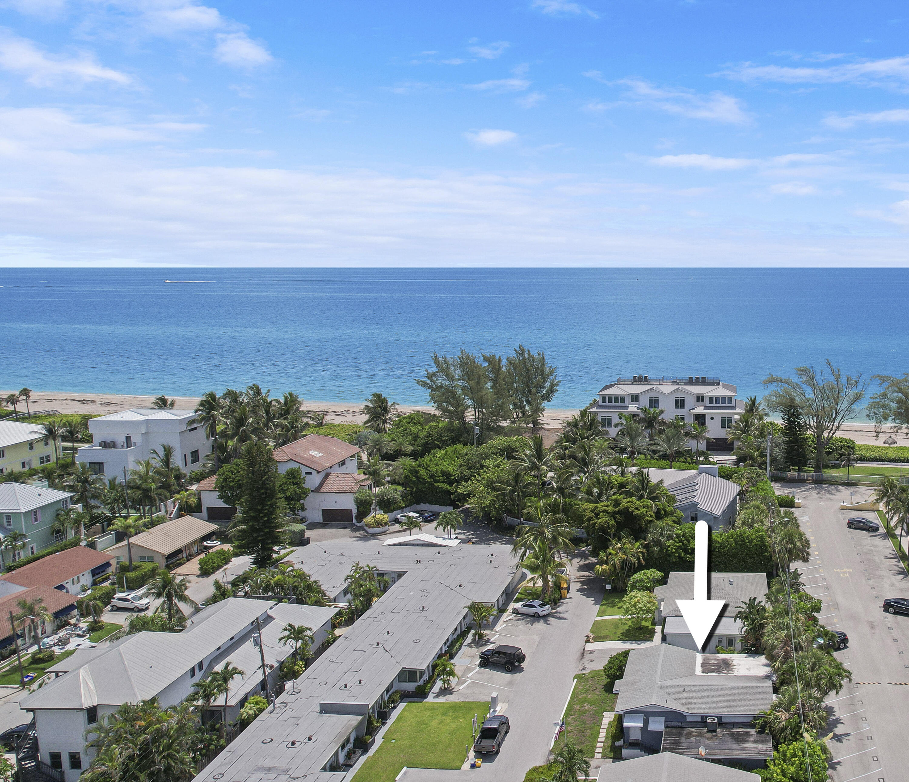 an aerial view of multiple house