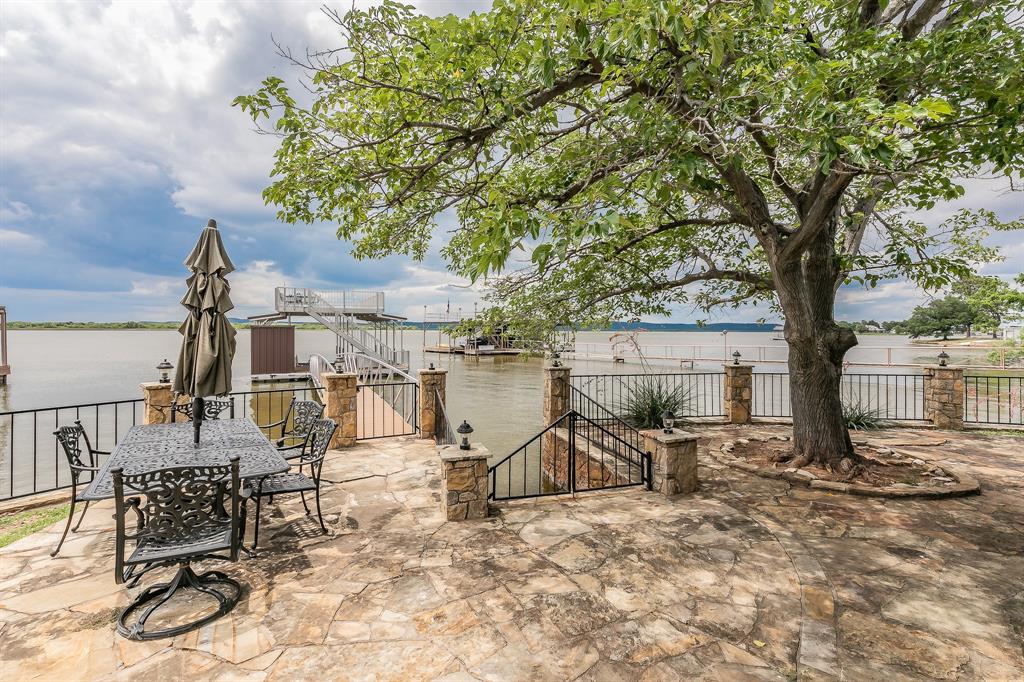 a view of outdoor space yard and patio