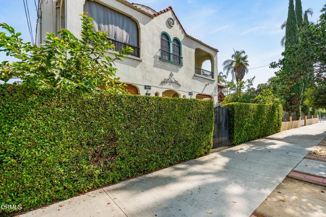 $1,150,000 | 442-444 South Boyle Avenue | Boyle Heights