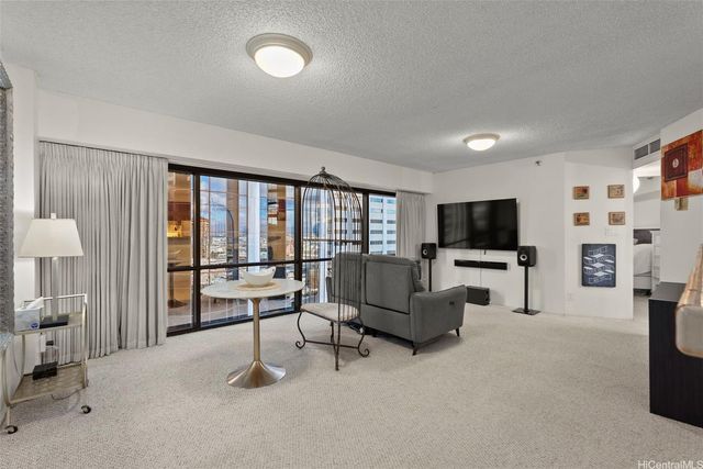 $549,888 | 1088 Bishop Street, Unit 2407 | Downtown Honolulu