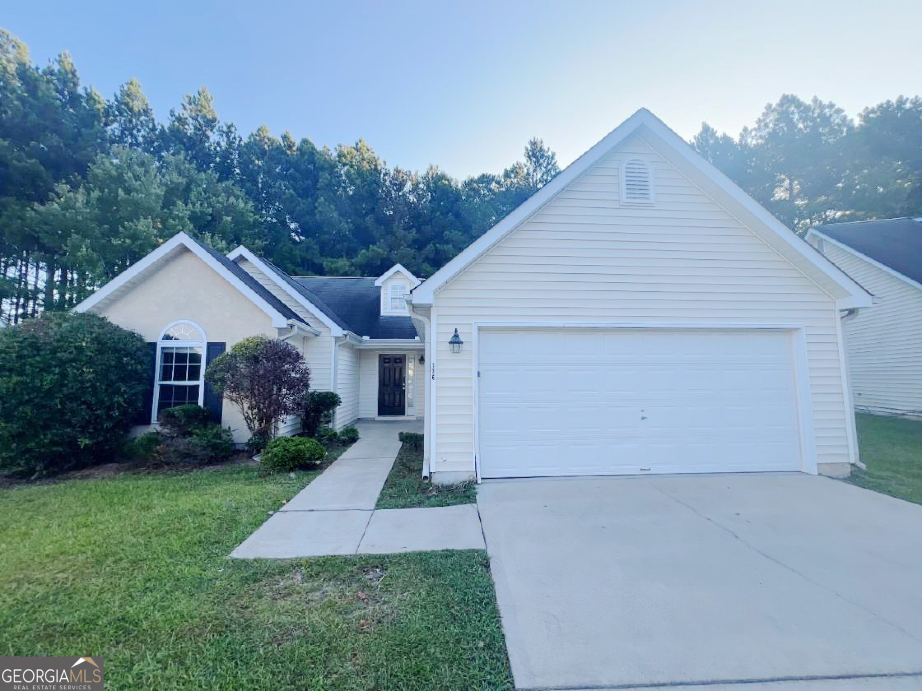 front view of house with a yard