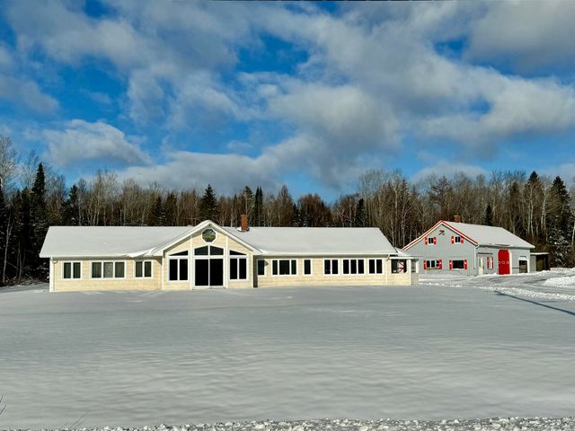 $459,000 | 720 Lake Shore Road | Madawaska