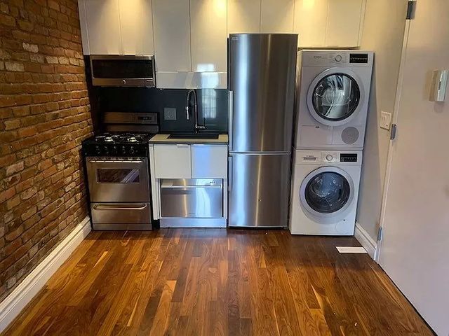 $3,695 | 521 East 5th Street, Unit 3A | East Village