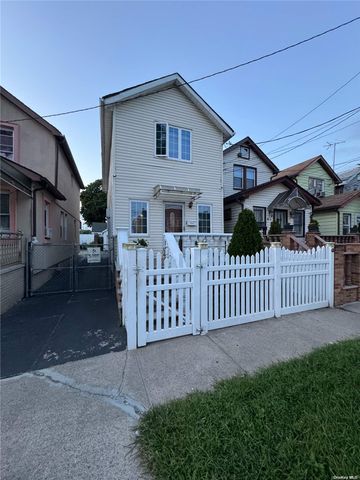 $695,000 | 126-09 116th Avenue | South Ozone Park