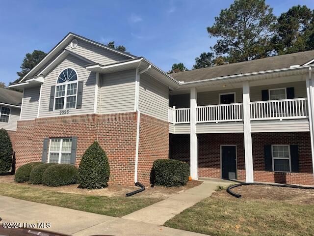 $201,000 | 2235 Locksley Woods Drive, Unit E | Greenville