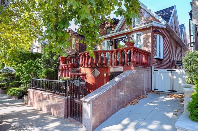 $1,048,000 | 121 86th Street | Bay Ridge