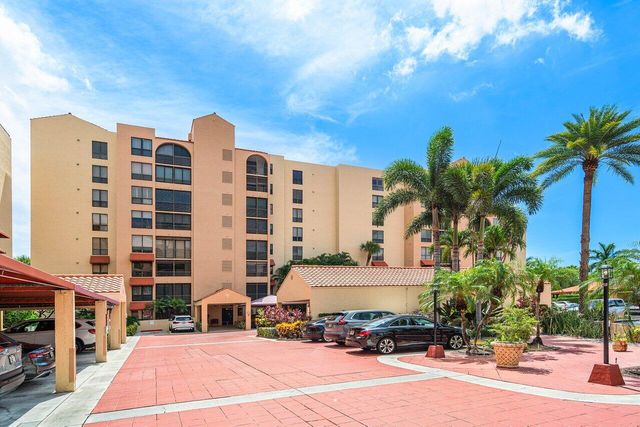 $475,000 | 7153 Promenade Drive, Unit 101 | Boca Pointe