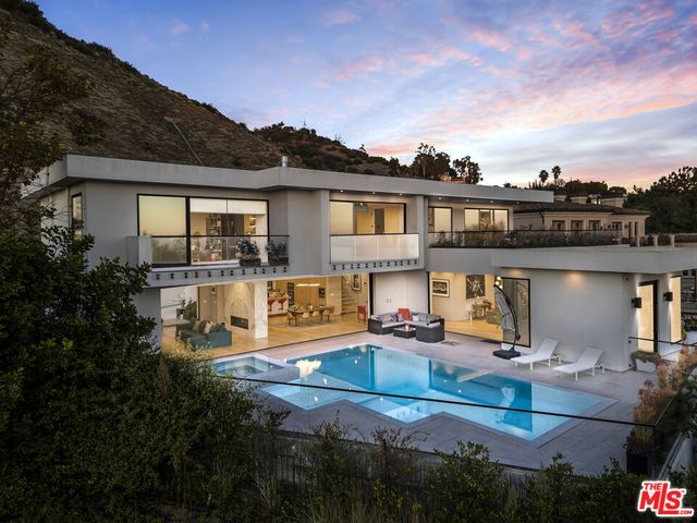 $8,985,000 | 5107 Los Hermosos Way | Los Feliz