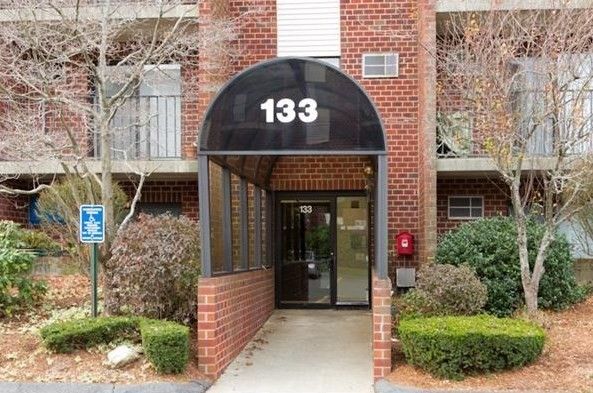 $2,750 | 133 Franklin Street, Unit 202 | Haywardville