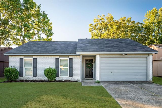 $315,000 | 806 Rolling Ridge Drive | Allen