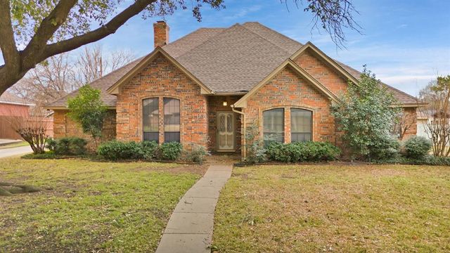 $2,500 | 920 Canyon Drive | Cleburne