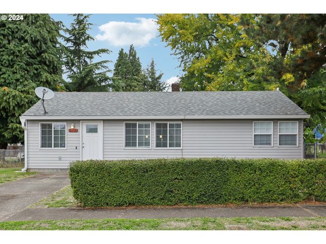 $390,000 | 1922 West 27th Street | Fruit Valley