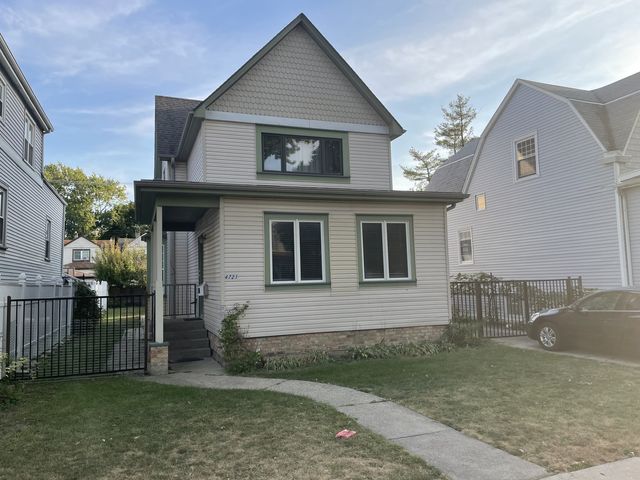 $2,400 | 4721 West Berenice Avenue, Unit 1 | Old Irving Park