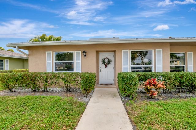 $249,000 | 2540 Juniper Drive, Unit 28A | Delray Beach