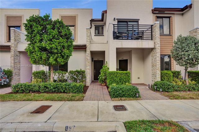 $498,000 | 887 Northeast 211th Street, Unit 887 | Ives Estates