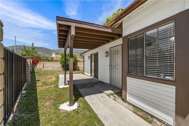 $350,000 | 4945 Village Green Way | Cajon