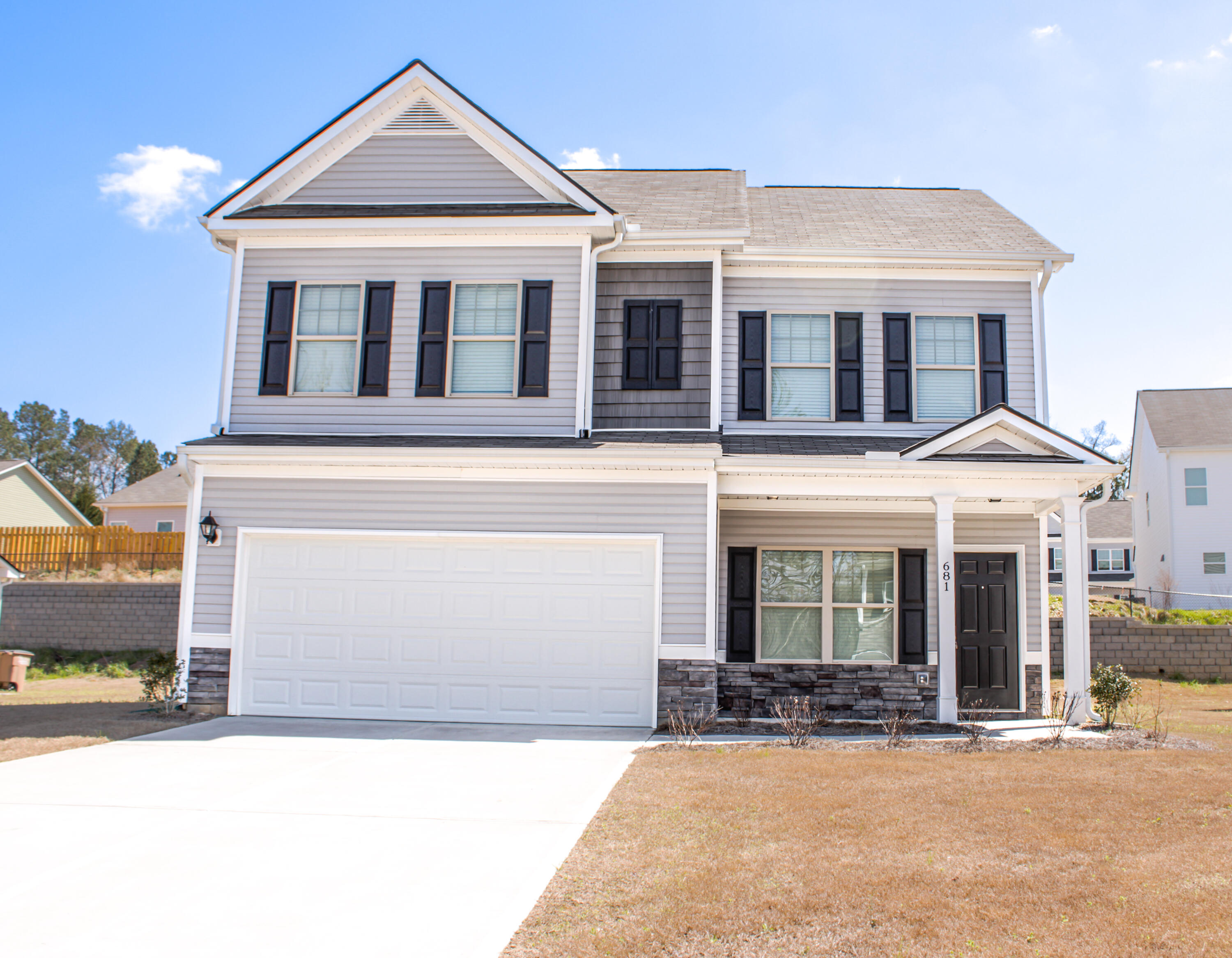 681 Collington Circle Dalton GA 30721 Compass