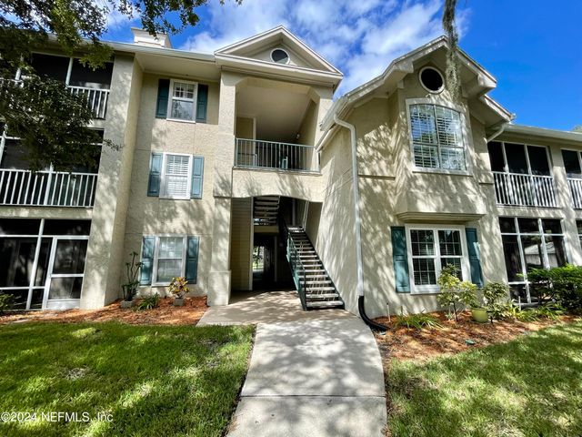 $379,890 | 700 Ironwood Drive, Unit 728 | Palm Valley