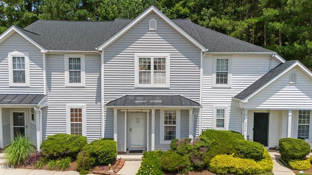 $349,500 | 3021 White Cloud Circle | Dogwood Ridge